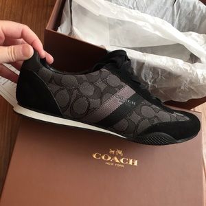 New in box Coach black sneaker size 7.5